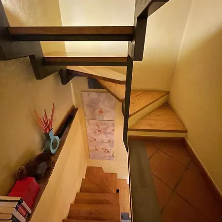 The Small Sweet House Apartment