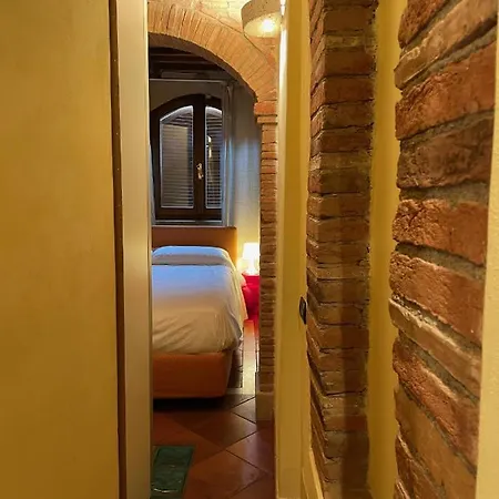 The Small Sweet House Apartment *