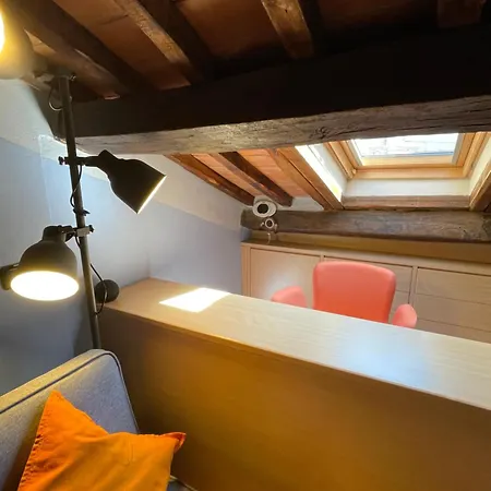 The Small Sweet House Apartment